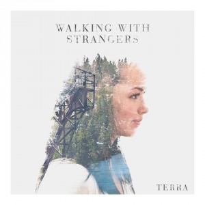 Walking With Strangers Terra 2015