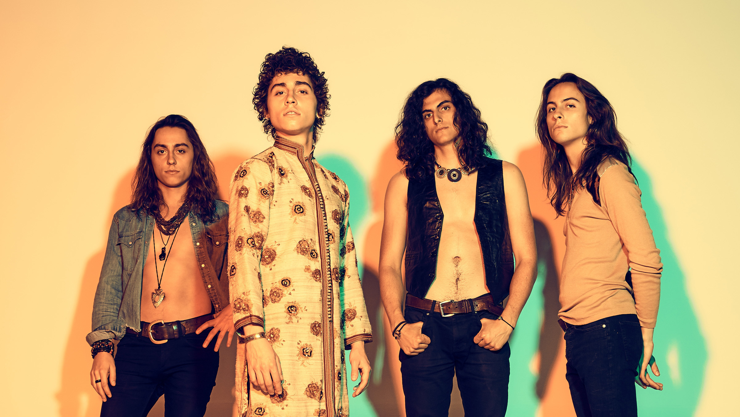 Greta Van Fleet tarjoilee lisää uutta musiikkia kuuntele "Heat Above