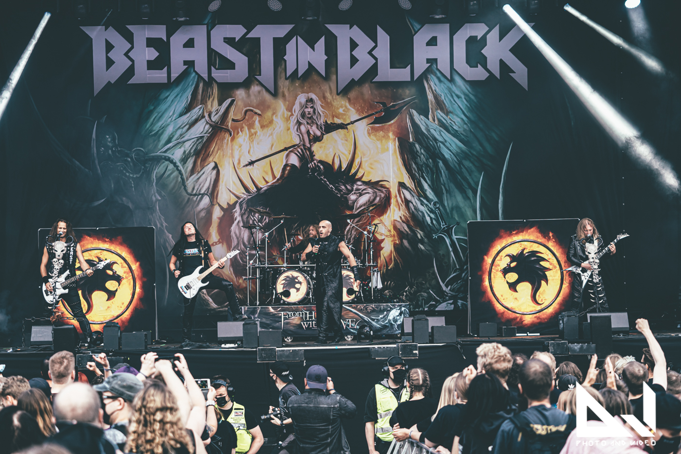 beast in black_kuopiorock_AJJohanssonPhoto-9