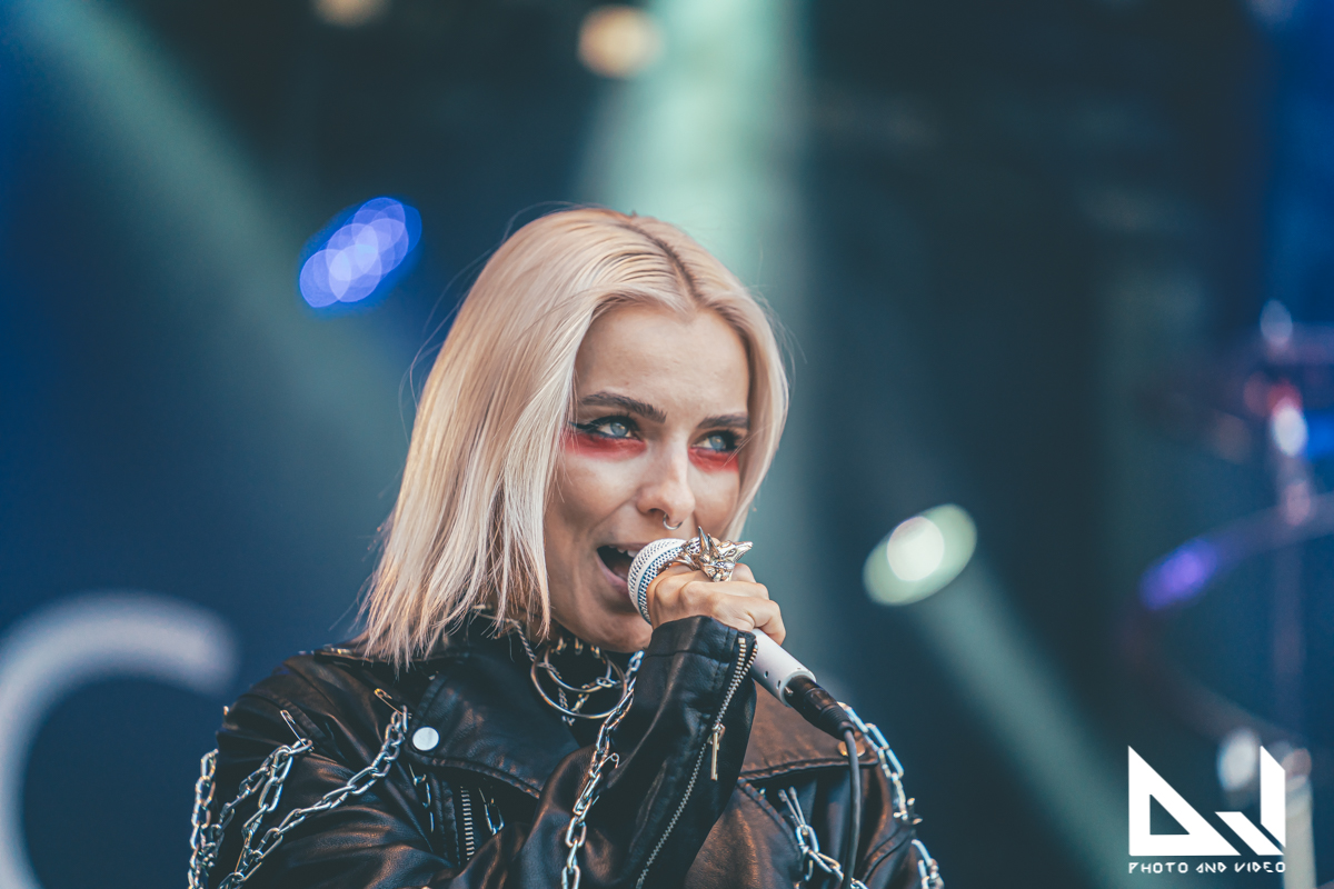 Cyan Kicks K_AJJohanssonPhoto-1