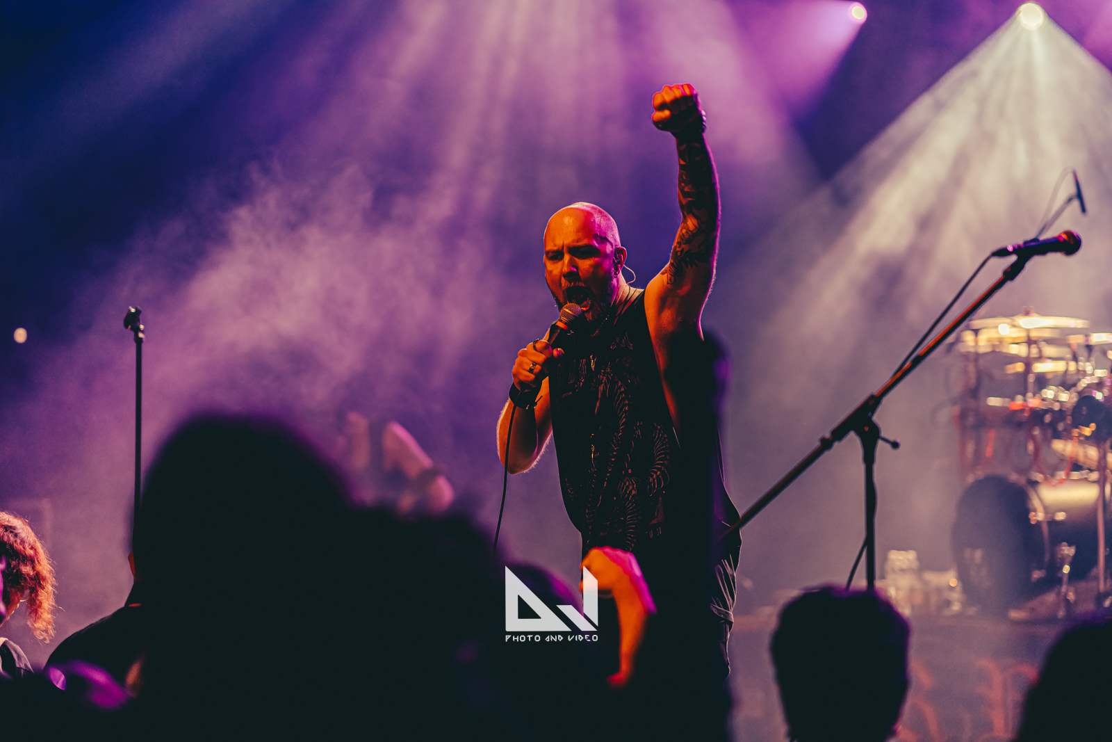 maan-alla-jyrisi-espoossa-katso-kuvakooste-6-feet-underground